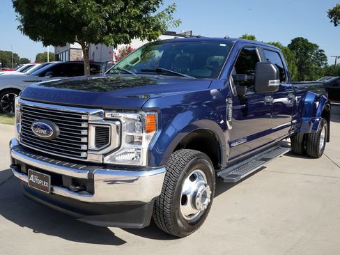 Used 2020 Ford F350 XL w/ STX Appearance Package AWD/4WD image 2