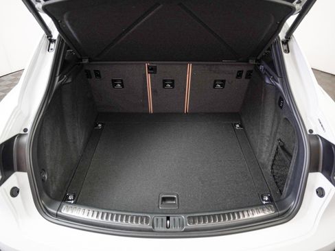 New 2026 Porsche Macan S image 28