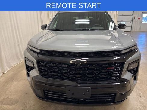 Used 2024 Chevrolet Traverse RS w/ LPO, Floor Liner Package AWD/4WD image 10