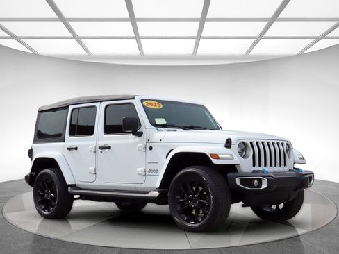 Used 2023 Jeep Wrangler Sahara w/ Cold Weather Group image 3