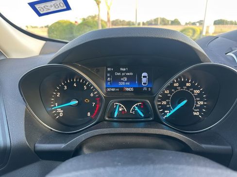 Used 2019 Ford Escape SE FWD image 9