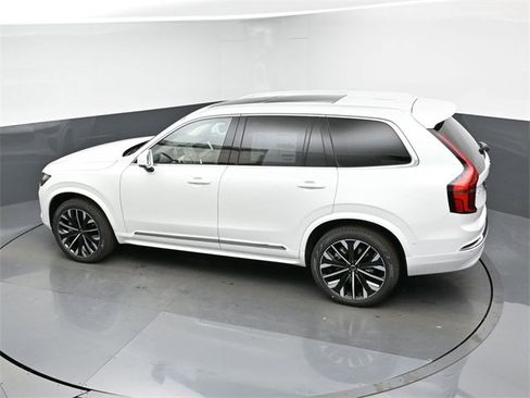 New 2026 Volvo XC90 B6 Ultra image 47
