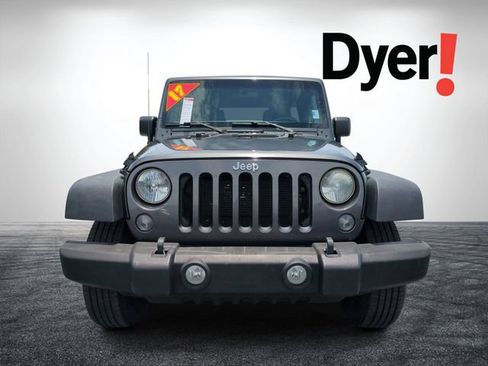 Used 2017 Jeep Wrangler Unlimited Sport w/ Connectivity Group AWD/4WD image 9