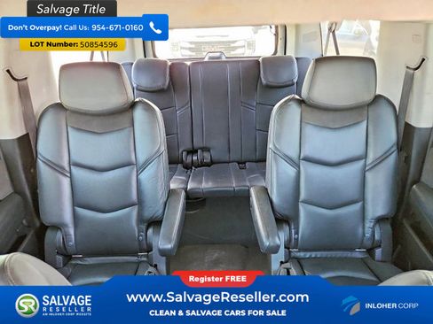 Used 2020 Cadillac Escalade ESV Luxury RWD image 13
