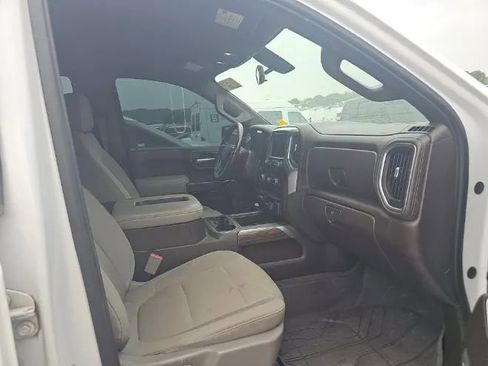 Used 2019 Chevrolet Silverado 1500 LT Trail Boss AWD/4WD image 10