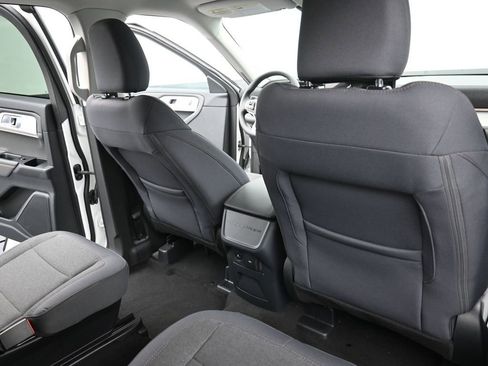 New 2026 Ford Explorer Active image 12