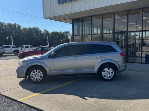 Used 2015 Dodge Journey American Value Package w/ Flexible Seating Group image 3