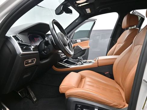 Used 2021 BMW X7 xDrive40i w/ M Sport Package image 16