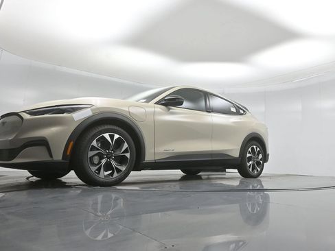 New 2026 Ford Mustang Mach-E Select RWD image 40