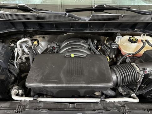 Used 2019 Chevrolet Silverado 1500 Custom w/ Custom Value Package RWD image 24