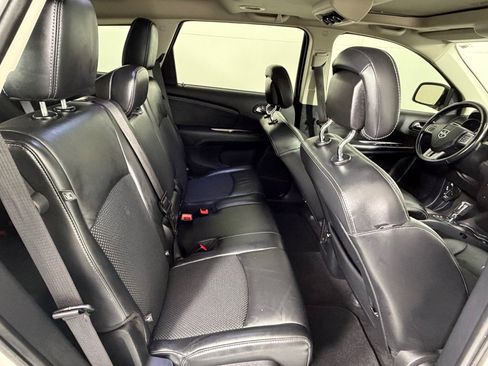 Used 2020 Dodge Journey Crossroad FWD image 21