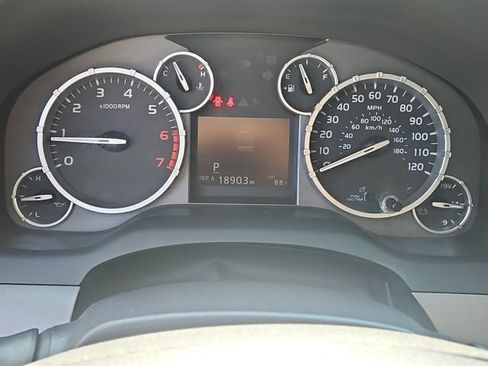 Used 2016 Toyota Tundra SR5 w/ TRD Off Road Package AWD/4WD image 22