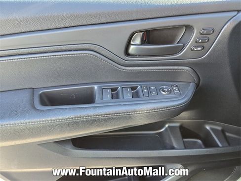 Used 2023 Honda Odyssey Sport image 19