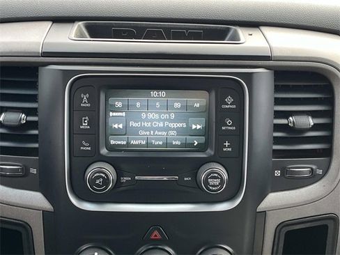 Used 2018 RAM 3500 Tradesman w/ Chrome Appearance Group image 16