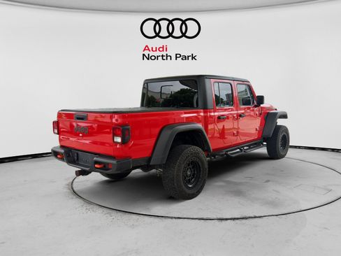 Used 2023 Jeep Gladiator Mojave w/ Cold Weather Group AWD/4WD image 5