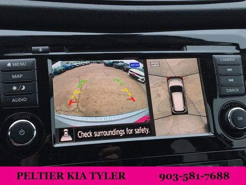 Used 2020 Nissan Rogue SL w/ Premium Package image 43