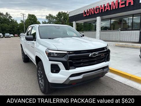 Used 2023 Chevrolet Colorado Z71 w/ Z71 Convenience Package 2 AWD/4WD image 4