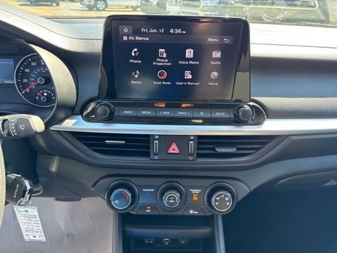 Used 2024 Kia Forte LXS w/ LXS Technology Package FWD image 14