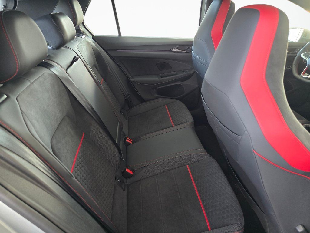 New 2026 Volkswagen GTI SE FWD image 34