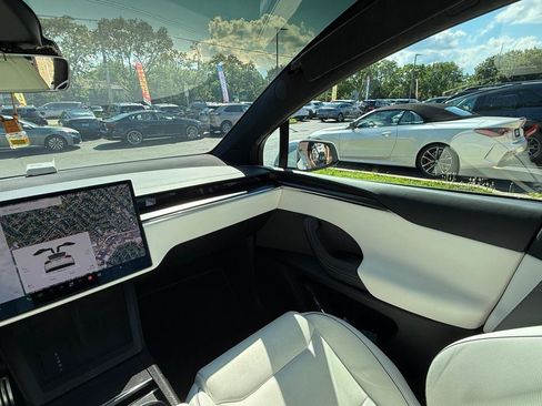 Used 2022 Tesla Model X Plaid AWD/4WD image 20