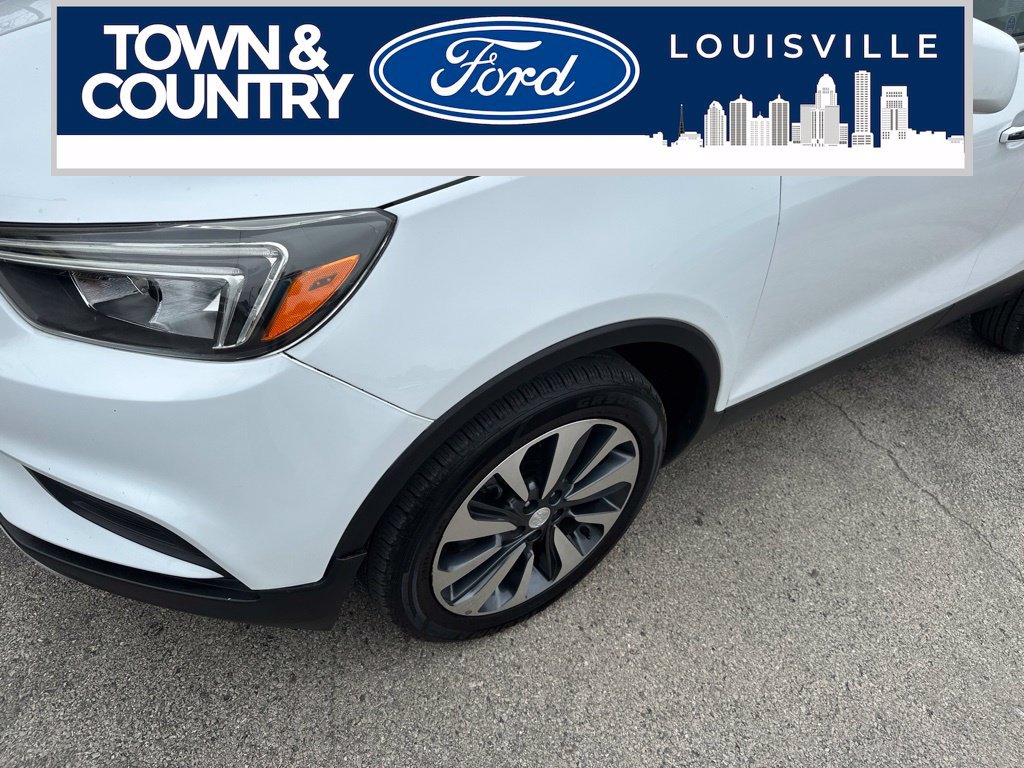 Used 2021 Buick Encore Preferred AWD/4WD image 8