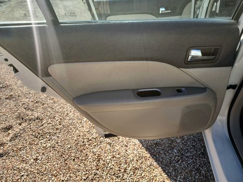 Used 2012 Ford Fusion SEL image 30