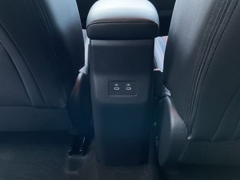 New 2026 Nissan Kicks SR image 18