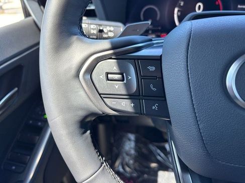 Used 2025 Lexus GX 550 w/ Accessory Package (CT) AWD/4WD image 27