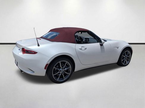 Used 2018 MAZDA MX-5 Miata Grand Touring RWD image 4