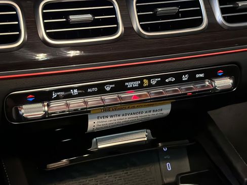 New 2026 Mercedes-Benz GLS 450 4MATIC image 21