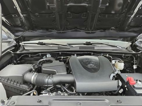 Used 2023 Toyota Tacoma SR AWD/4WD image 42