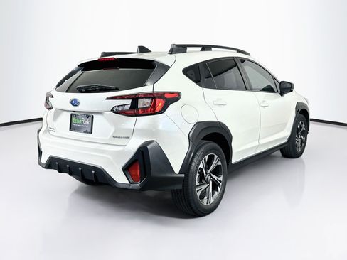 Used 2024 Subaru Crosstrek 2.0i Premium w/ Crosstrek Mirror Package AWD/4WD image 9