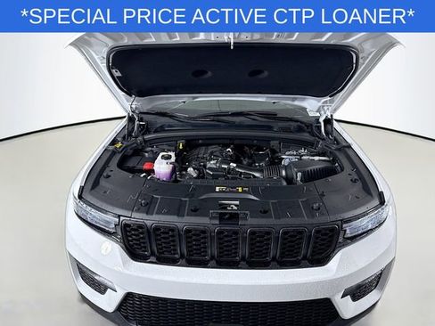 New 2025 Jeep Grand Cherokee Altitude image 29