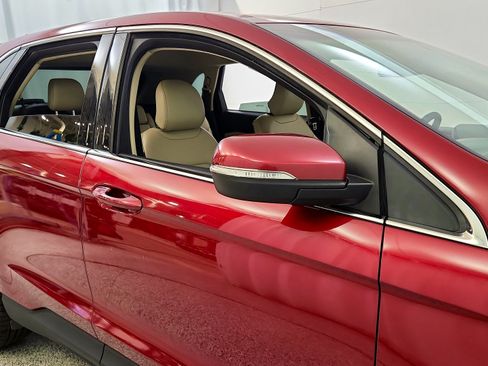 Used 2016 Ford Edge SEL w/ Equipment Group 201A AWD/4WD image 34