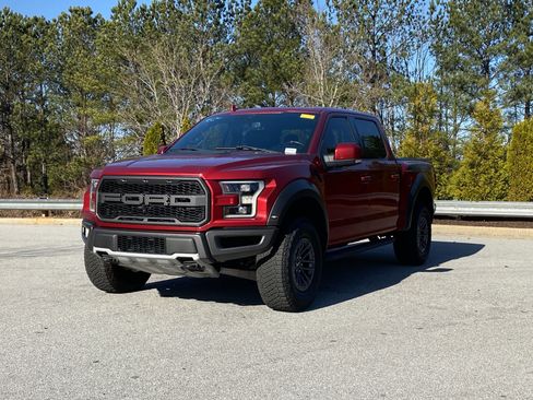 Used 2019 Ford F150 Raptor w/ Equipment Group 802A Luxury image 12