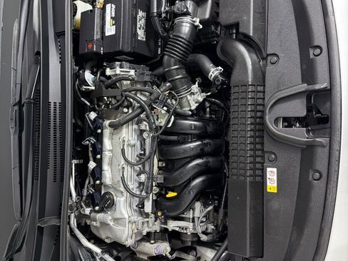 Used 2020 Toyota Corolla LE image 26