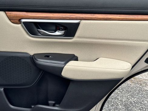 Used 2019 Honda CR-V EX image 15