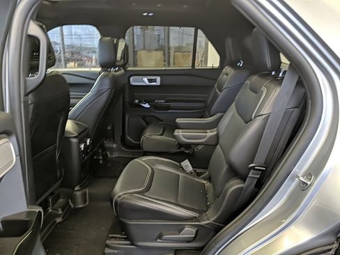 Used 2021 Ford Explorer ST w/ Equipment Group 401A image 15