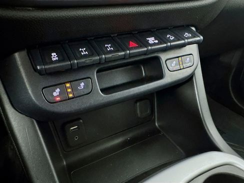Used 2018 Chevrolet Colorado ZR2 AWD/4WD image 23