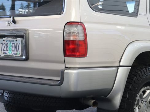 Used 2000 Toyota 4Runner Limited AWD/4WD image 57