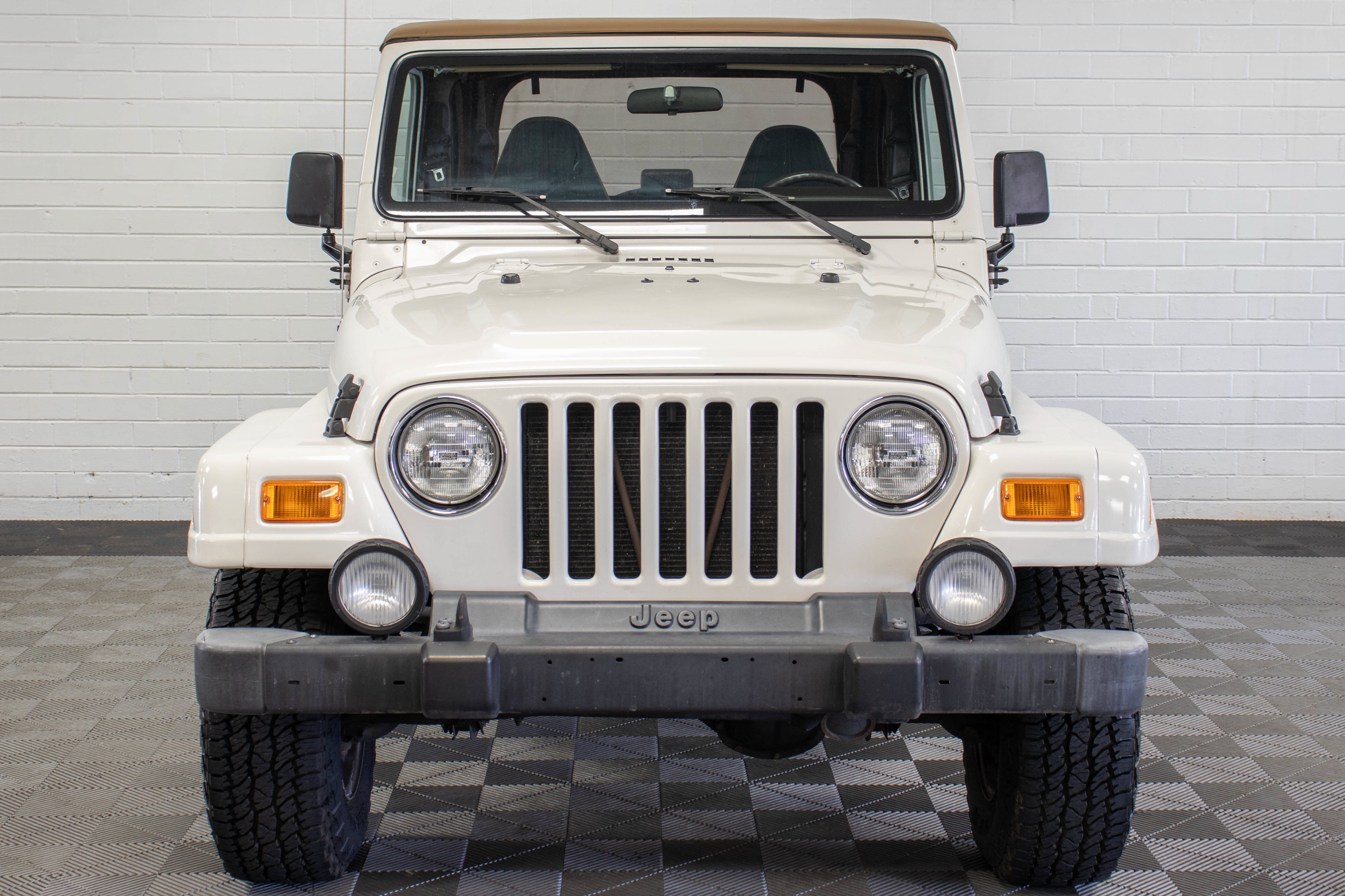 Used 2002 Jeep Wrangler Sahara AWD/4WD image 8