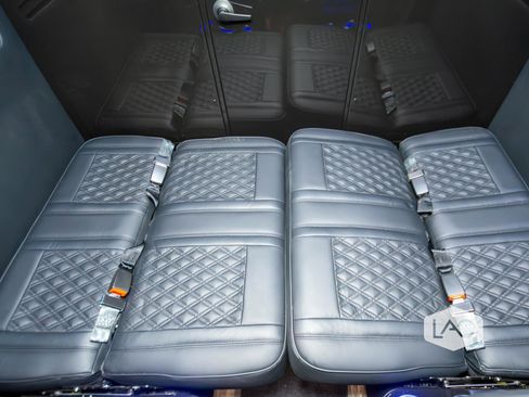 Used 2025 Mercedes-Benz Sprinter 2500 image 8