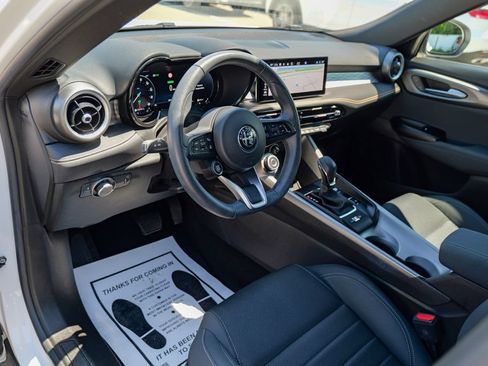 Used 2024 Alfa Romeo Tonale Ti AWD/4WD image 19