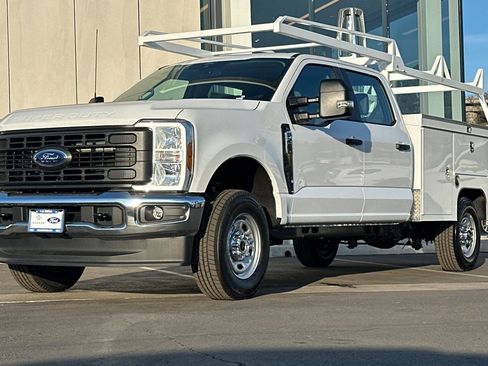 New 2026 Ford F250 4x4 Crew Cab Super Duty image 7