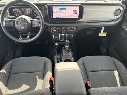 New 2026 Jeep Gladiator Sport AWD/4WD image 25