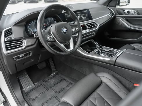 Used 2023 BMW X5 xDrive45e w/ Climate Comfort Package AWD/4WD image 6