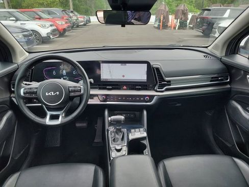 Used 2024 Kia Sportage EX AWD/4WD image 27