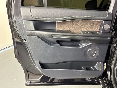 Used 2020 Ford Expedition Max Limited w/ Special Edition Package image 33