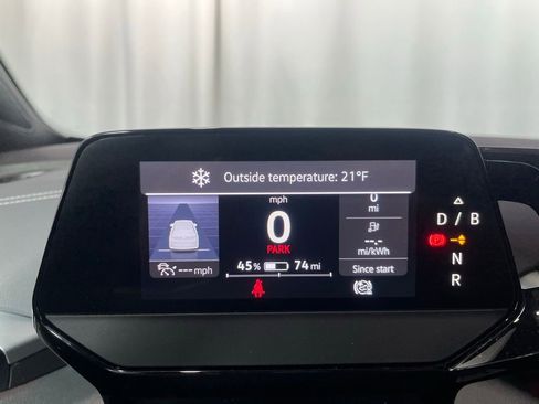 Used 2023 Volkswagen ID.4 Pro image 19