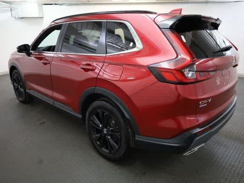 Used 2024 Honda CR-V Sport Touring image 4